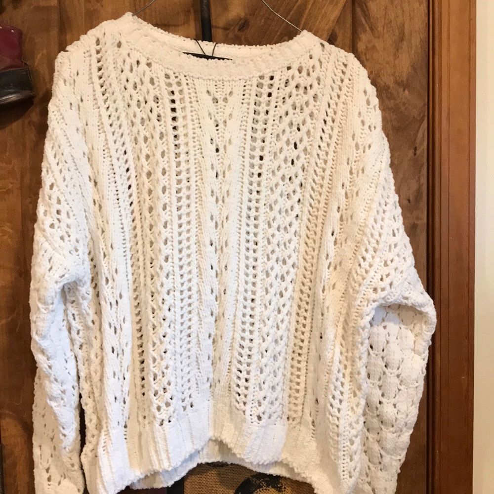 NWT Kendall and Kylie sweater
